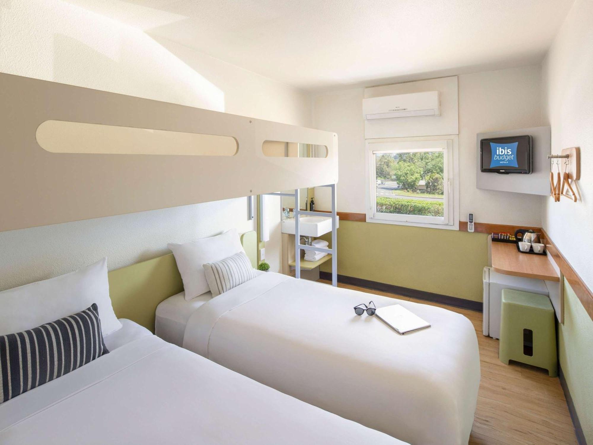 Ibis Budget - 3*